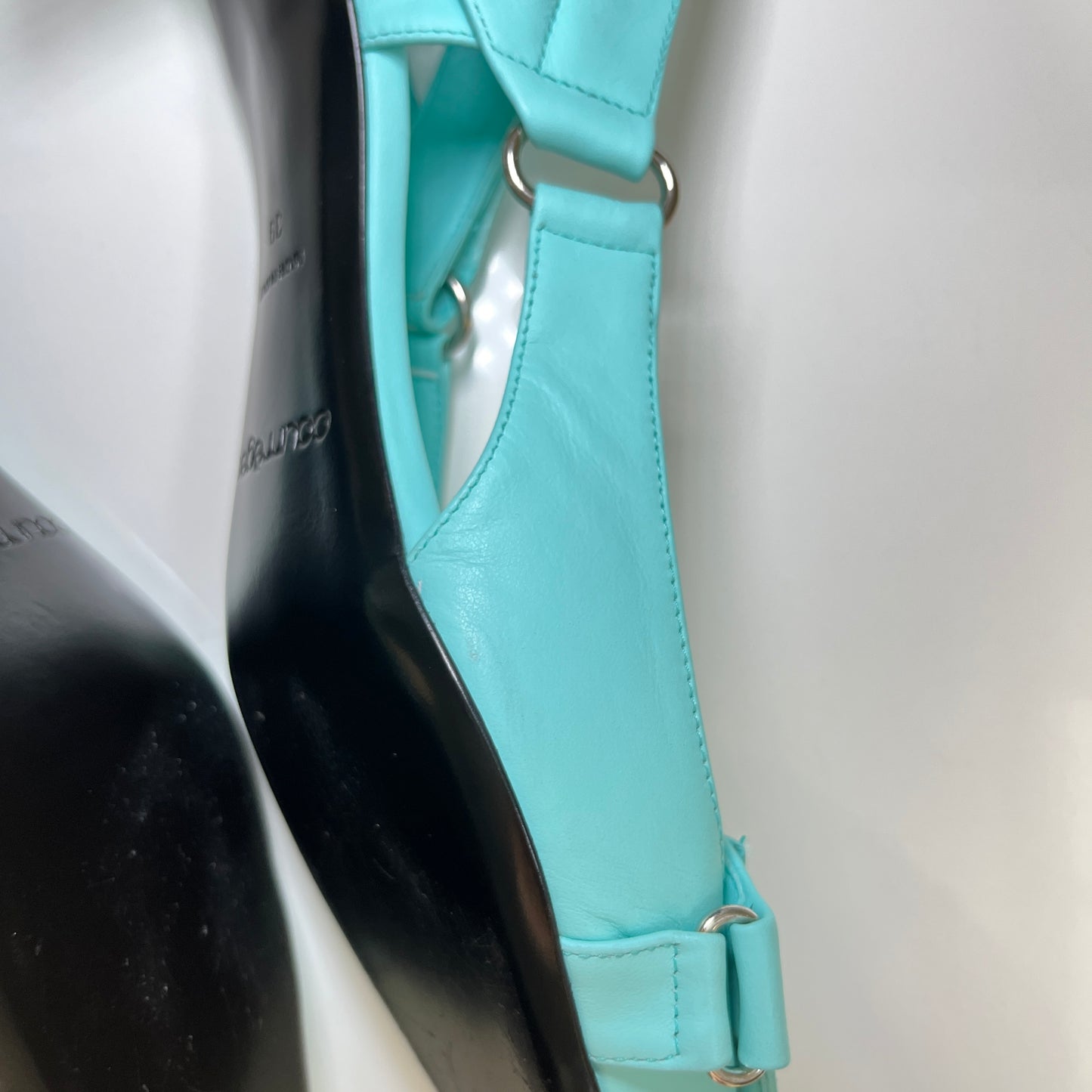 Courreges Leather Slingback Pump in Turquoise